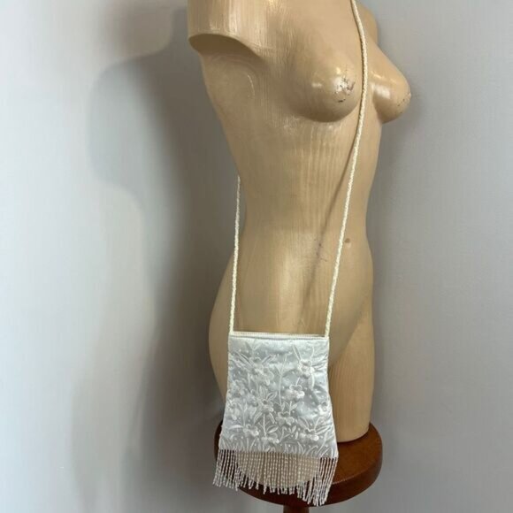 Vintage Handmade White Beaded Floral Fringe Boho Crossbody Bag Purse Bridal - Picture 3 of 16